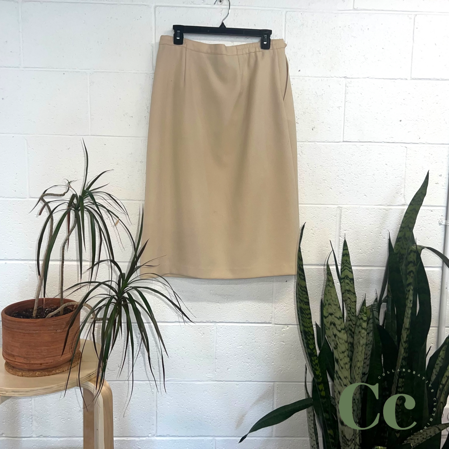 Cream blazer & skirt
